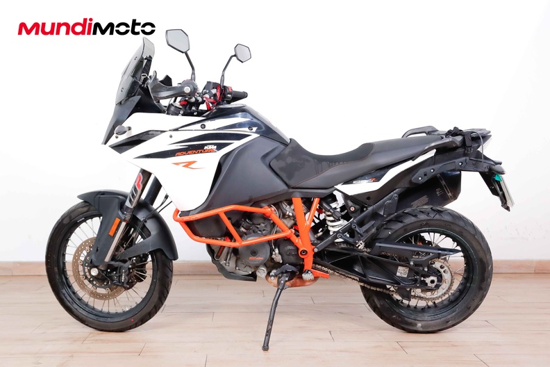 Motorbike image 5