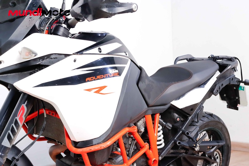 Motorbike image 8