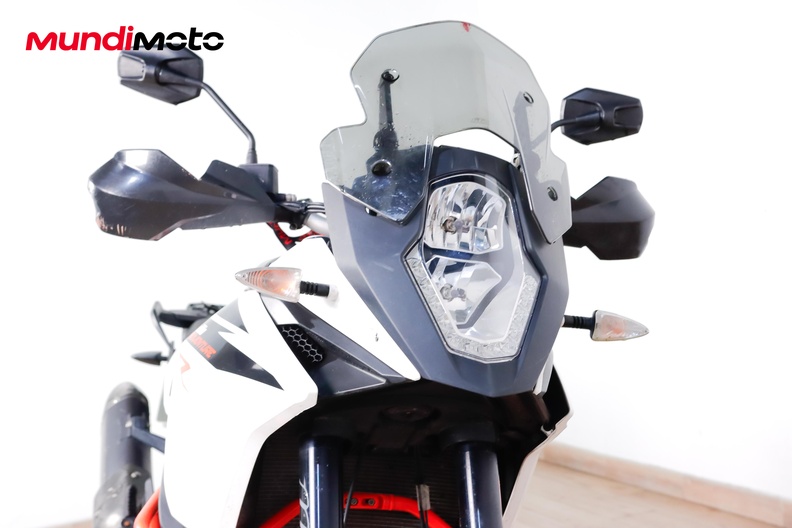 Motorbike image 4