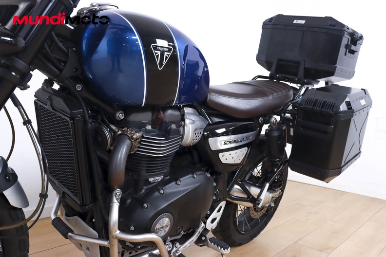 Motorbike image 8