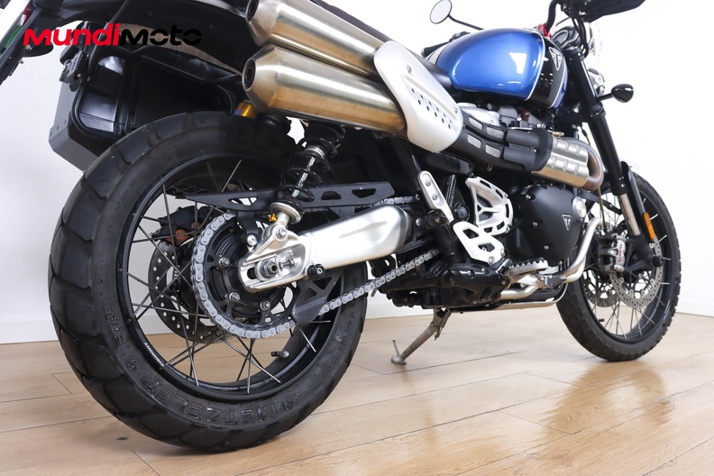 Motorbike image 3