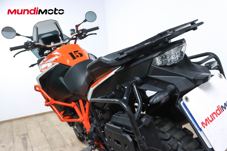 Motorbike image 8