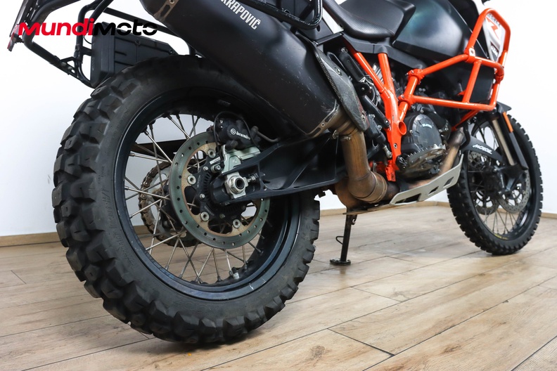 Motorbike image 3