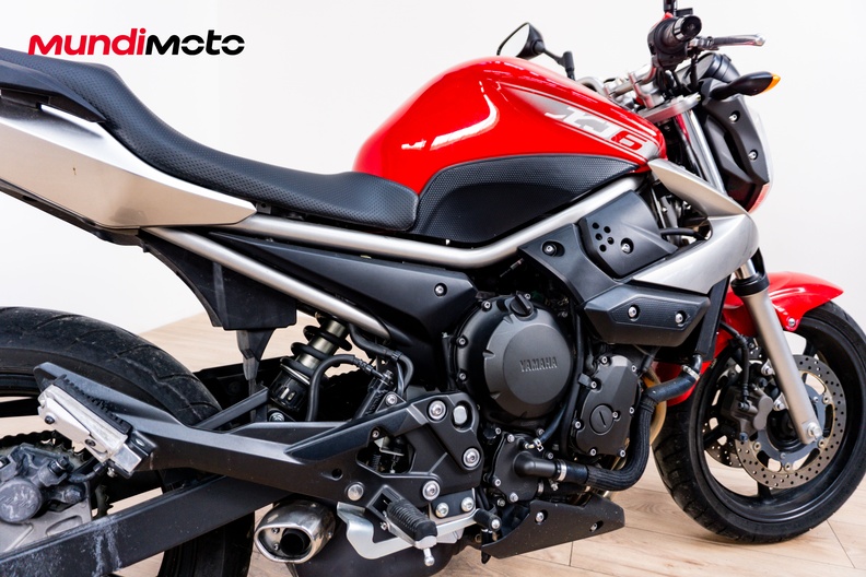 Motorbike image 3