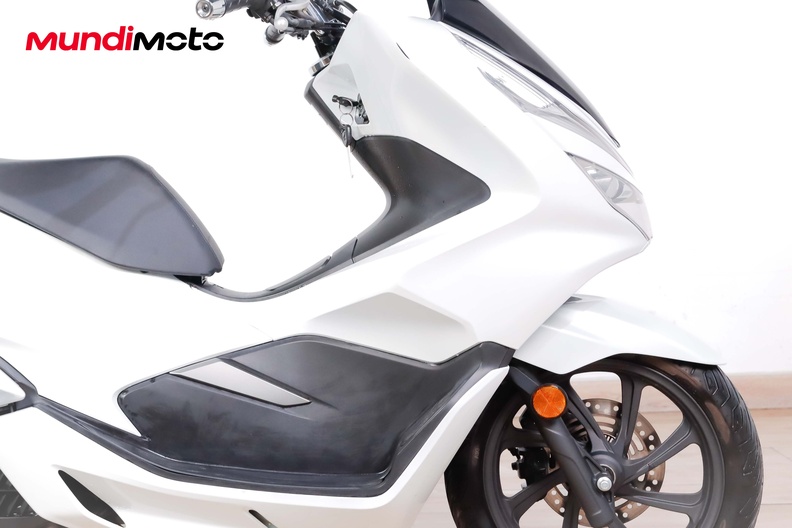 Motorbike image 12