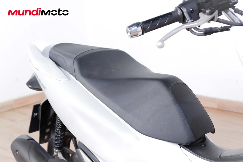 Motorbike image 13