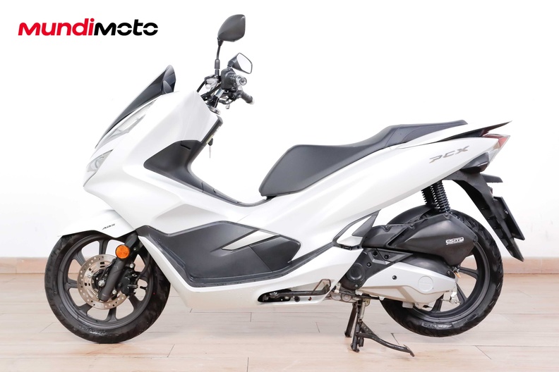 Motorbike image 5
