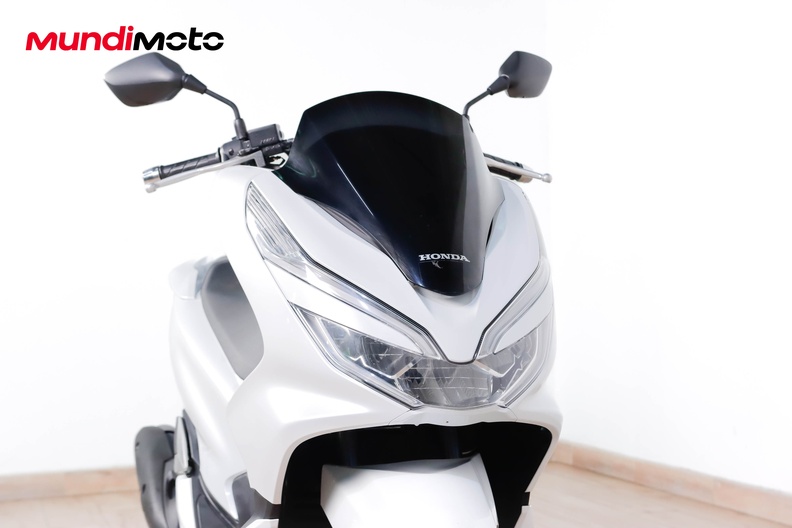 Motorbike image 4