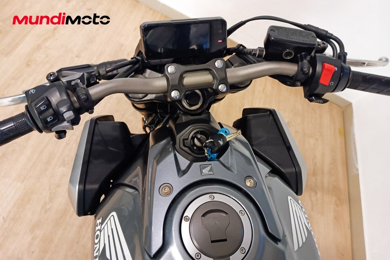 Motorbike image 10