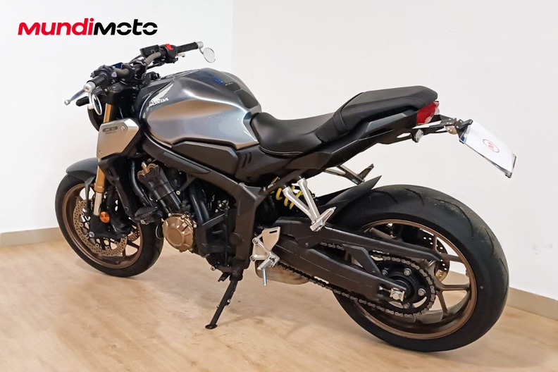 Motorbike image 7