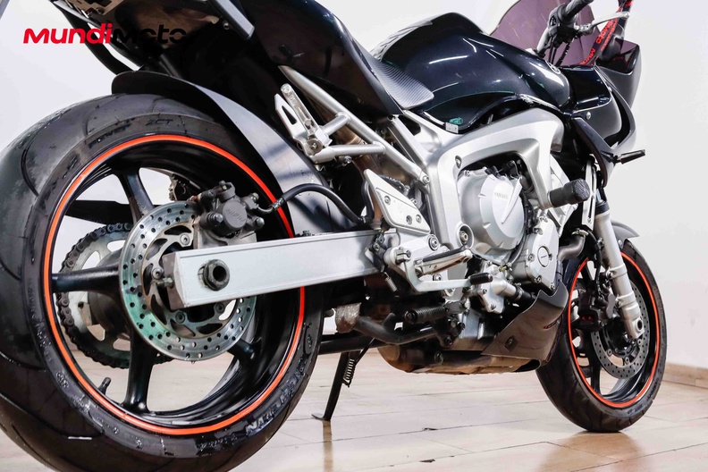Motorbike image 3