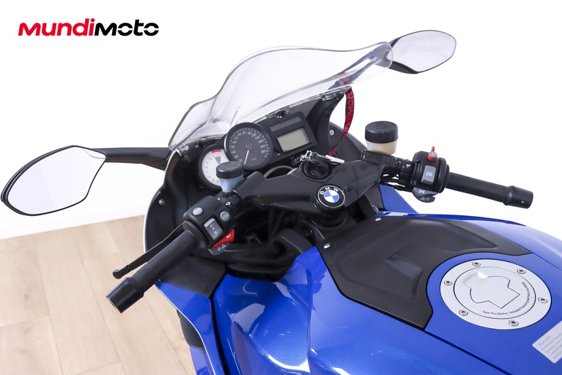 Motorbike image 10