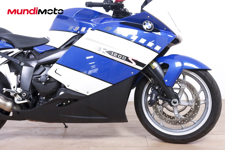Motorbike image 13