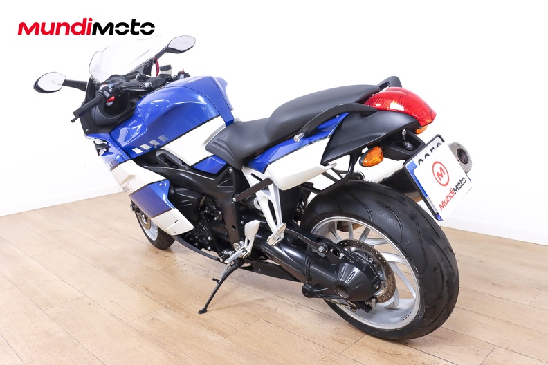 Motorbike image 6