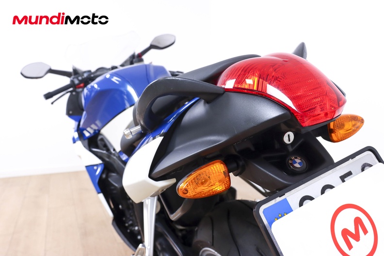 Motorbike image 9