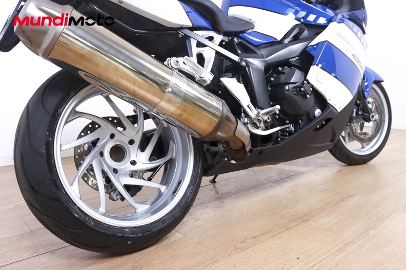 Motorbike image 3