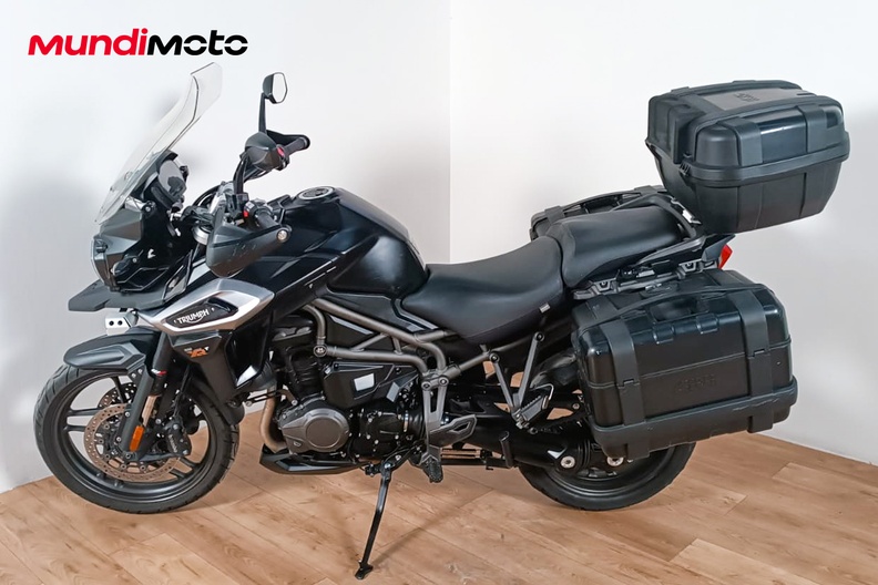 Motorbike image 5