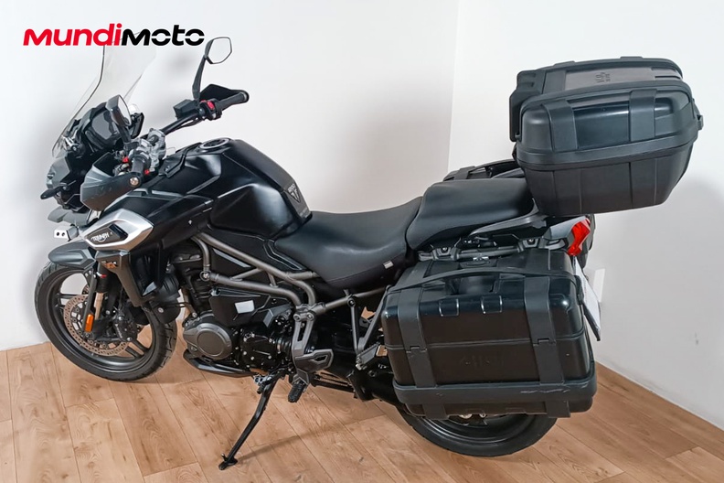 Motorbike image 7