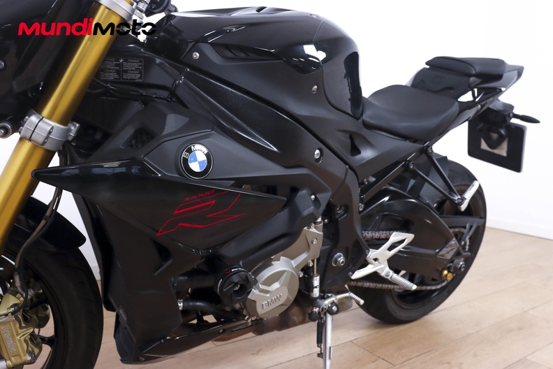 Motorbike image 8