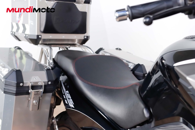 Motorbike image 13