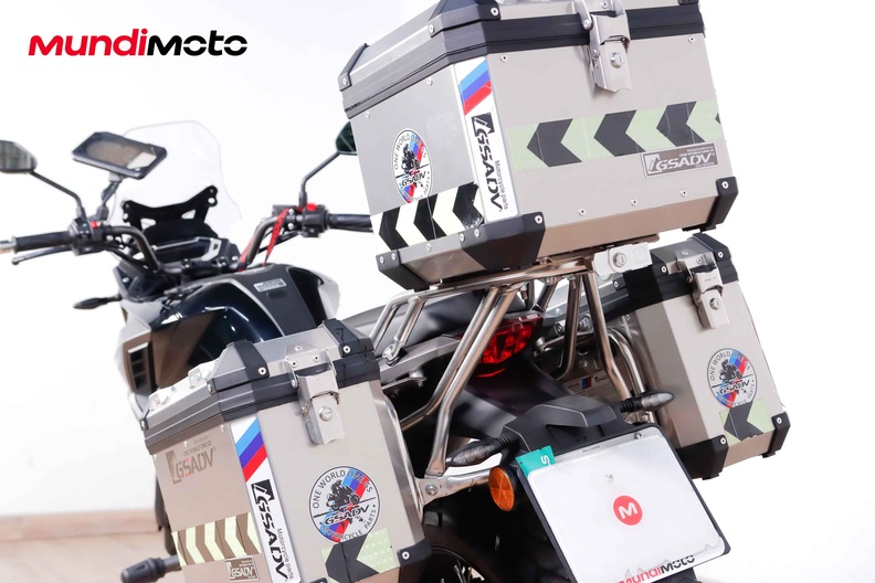 Motorbike image 9