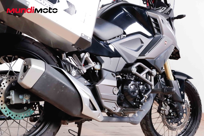 Motorbike image 3