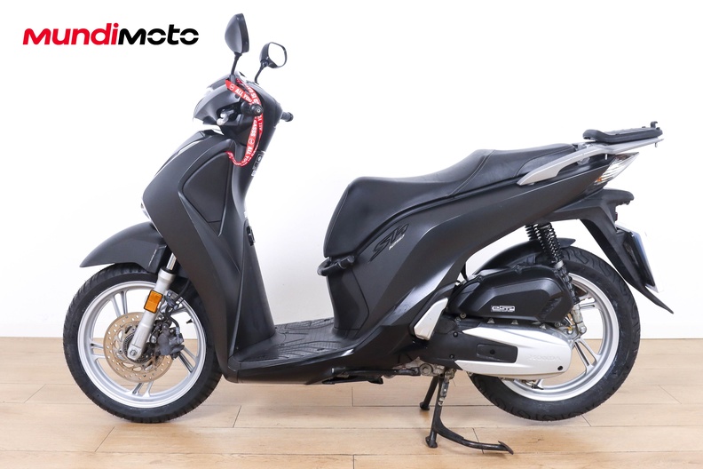 Motorbike image 5
