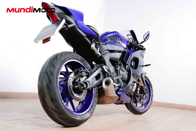 Motorbike image 2