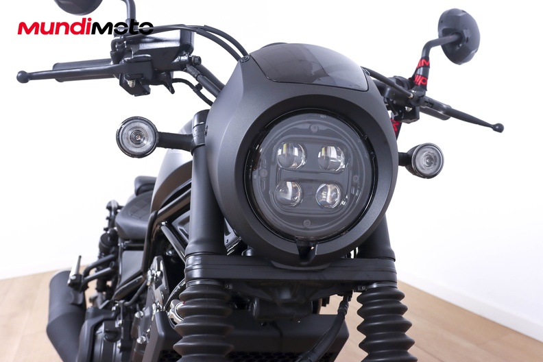 Motorbike image 4