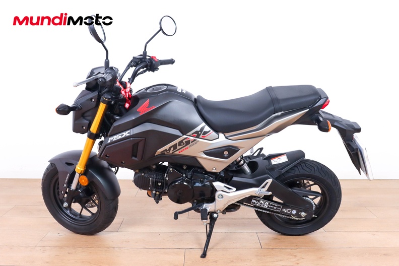 Motorbike image 5