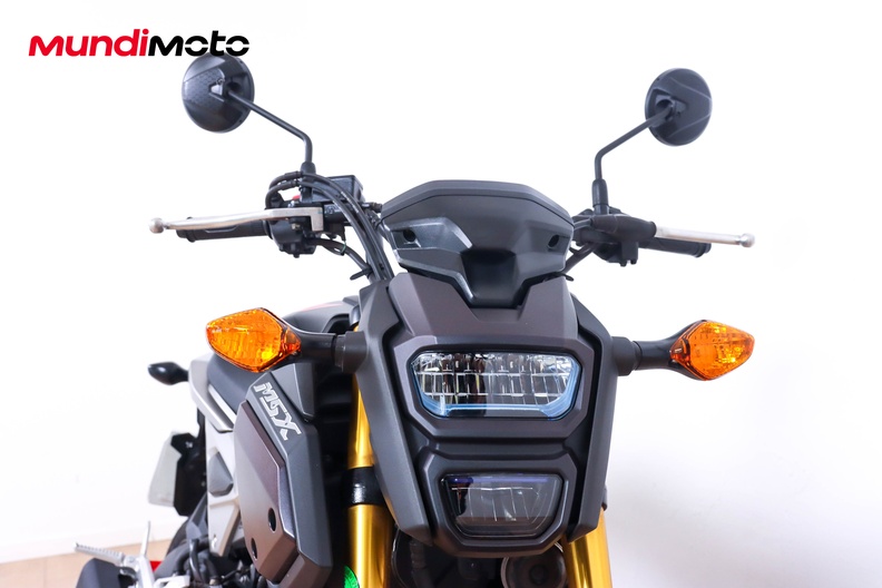 Motorbike image 4