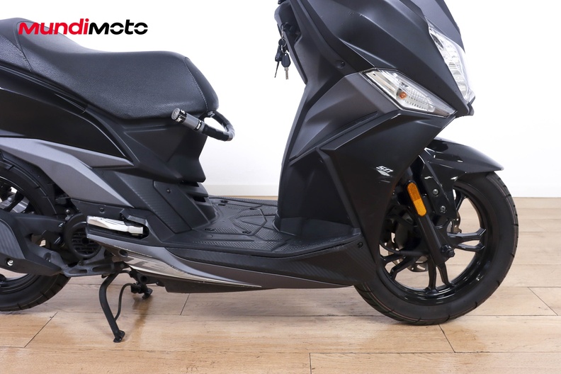 Motorbike image 13