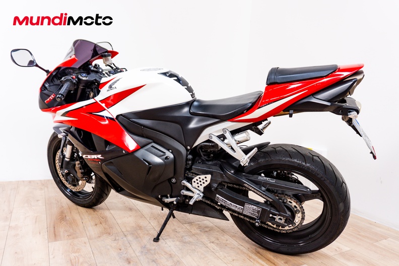 Motorbike image 7
