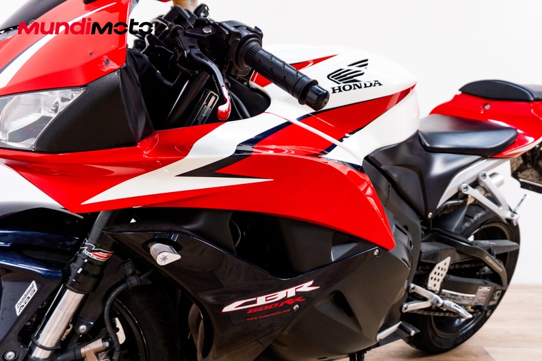 Motorbike image 9