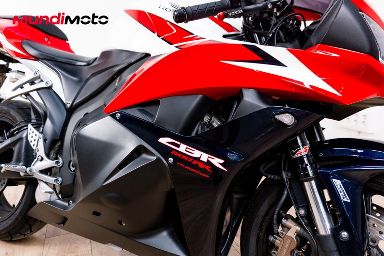 Motorbike image 4