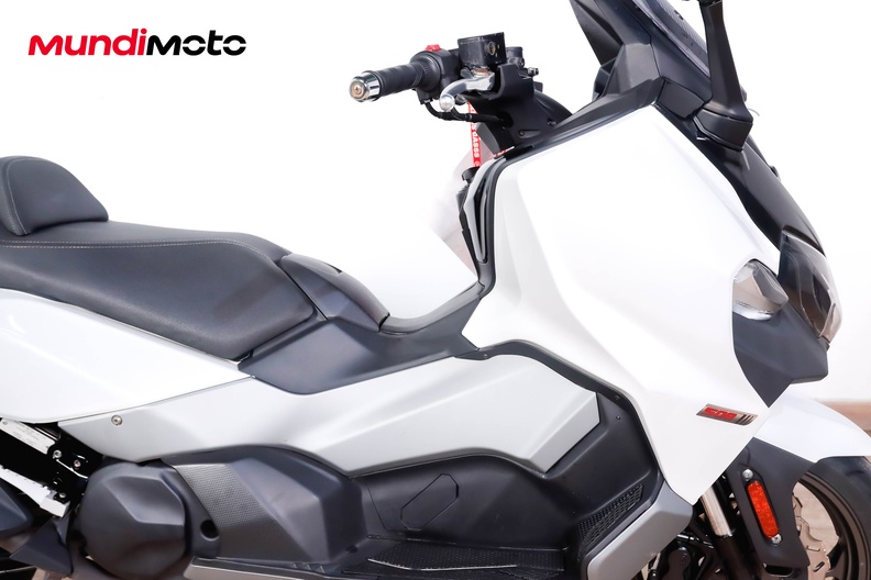 Motorbike image 13