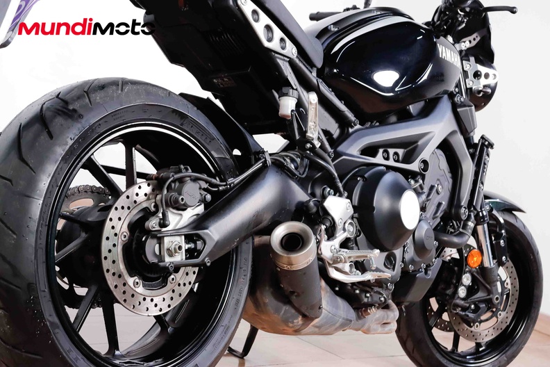 Motorbike image 3