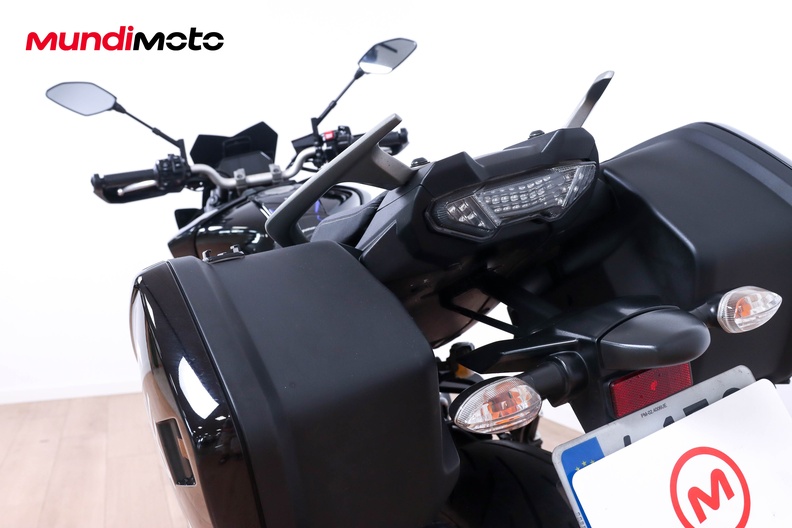 Motorbike image 8