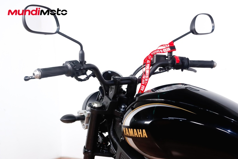 Motorbike image 10