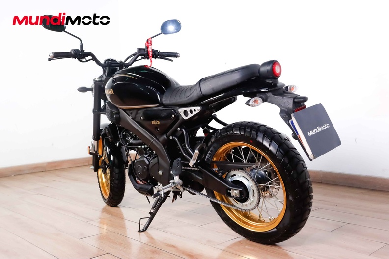 Motorbike image 6