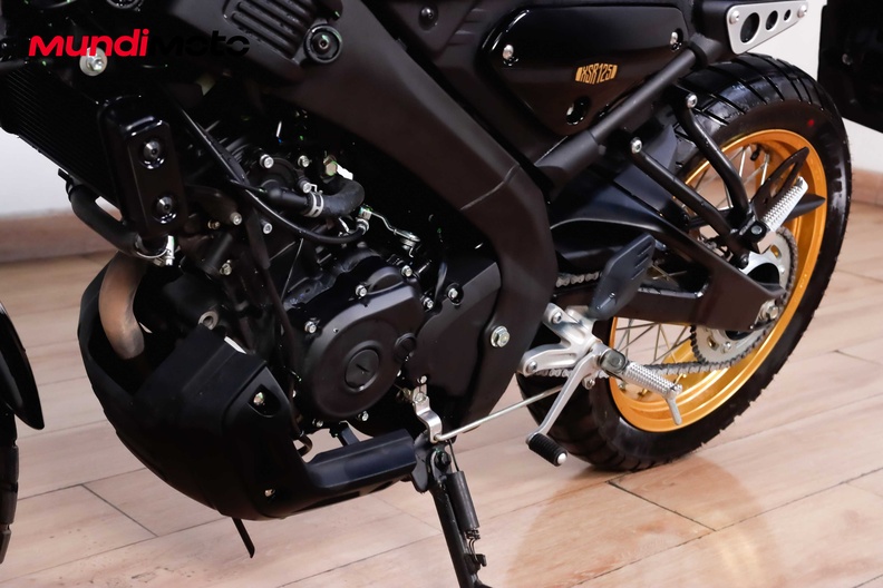 Motorbike image 8