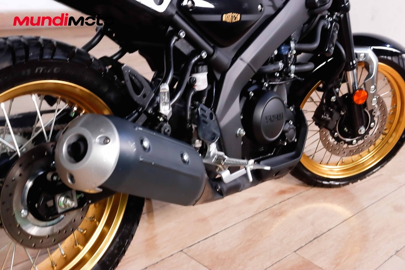 Motorbike image 3