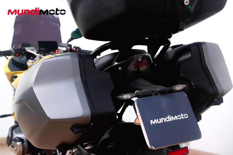 Motorbike image 9