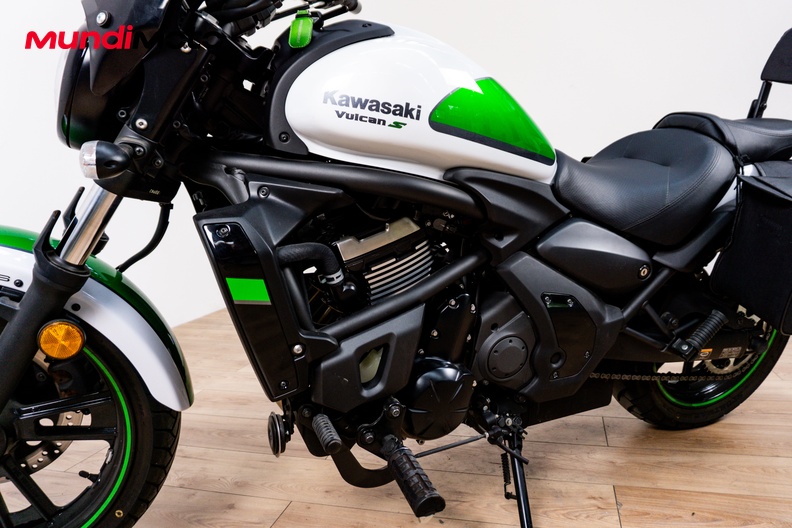 Motorbike image 9