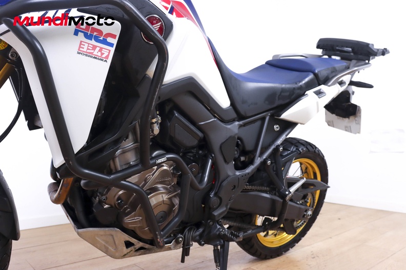 Motorbike image 8