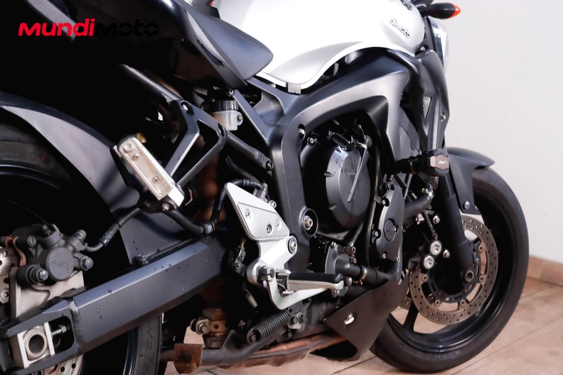 Motorbike image 3