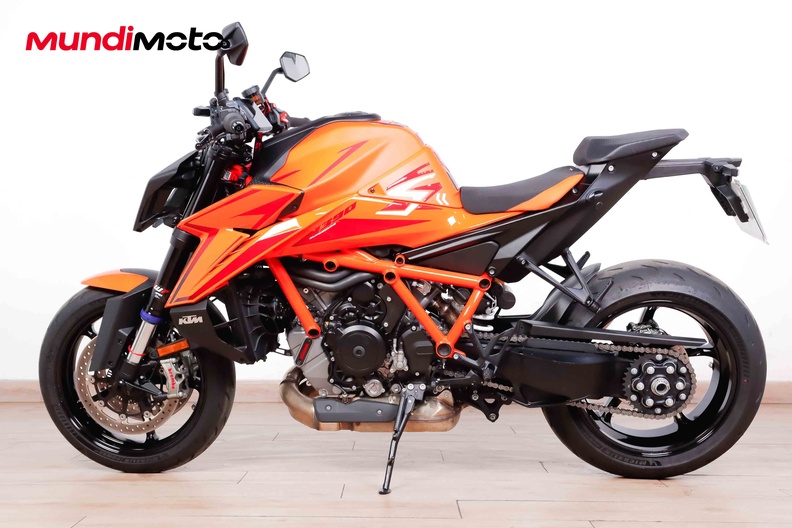 Motorbike image 5
