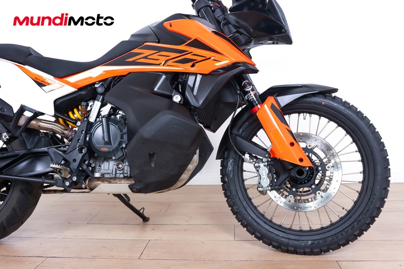 Motorbike image 12