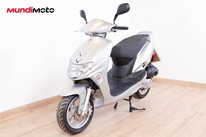 Motorbike image 6