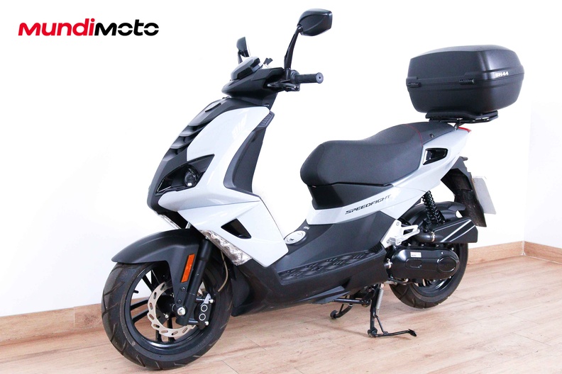 Motorbike image 7